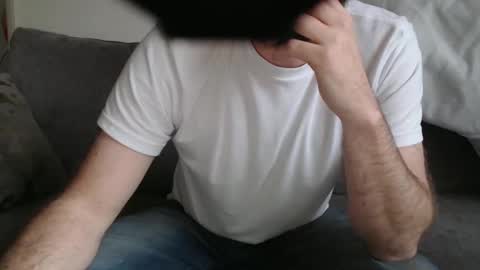 Snapshot of mushman87 chatting on 12-11-24, 01:39 Mushman online show from 12-11-24, 01:39