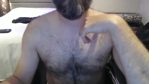 Snapshot of mushman87 chatting on 10-01-25, 05:19 Mushman online show from 10-01-25, 05:19