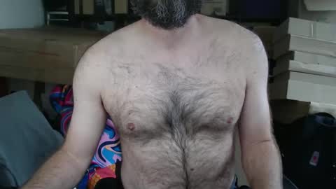 Snapshot of mushman87 chatting on 10-15-25, 10:59 Mushman online show from 10-15-25, 10:59