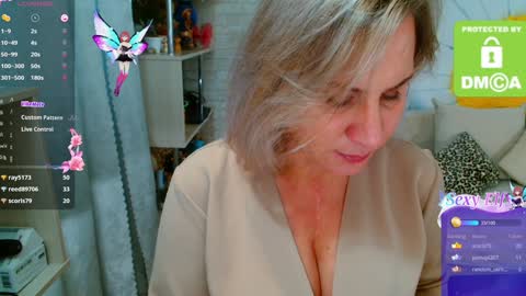 Lana online show from 01-10-25, 07:25