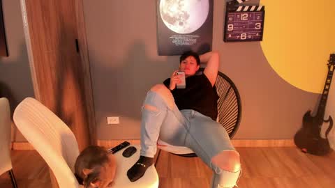 VALENTINA Luna  online show from 05-15-26, 04:41