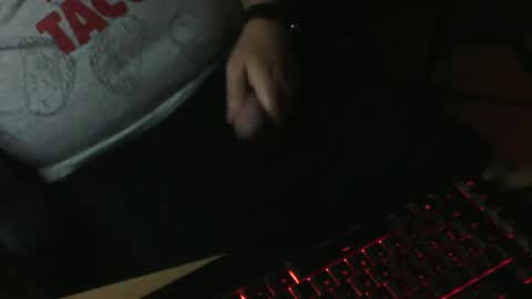 Snapshot of muso44 chatting on 12-22-24, 11:44 Muso online show from 12-22-24, 11:44