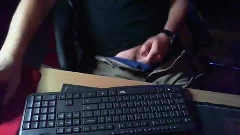 Snapshot of muso44 chatting on 03-09-25, 09:24 Muso online show from 03-09-25, 09:24