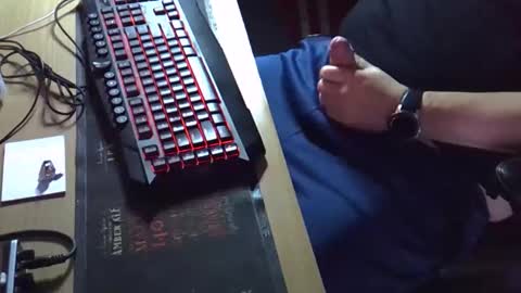 Snapshot of muso44 chatting on 09-12-25, 06:57 Muso online show from 09-12-25, 06:57