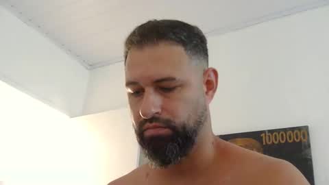 Snapshot of musosc chatting on 04-18-26, 12:31 musosc online show from 04-18-26, 12:31