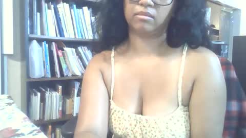 Snapshot of mustang8380 chatting on 06-05-26, 06:31 browncandy online show from 06-05-26, 06:31