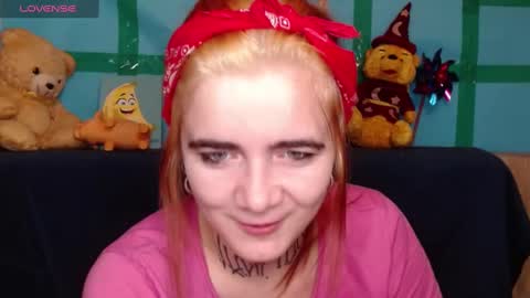 Snapshot of mustardgirl chatting on 02-28-25, 01:15 ZZ TOP online show from 02-28-25, 01:15