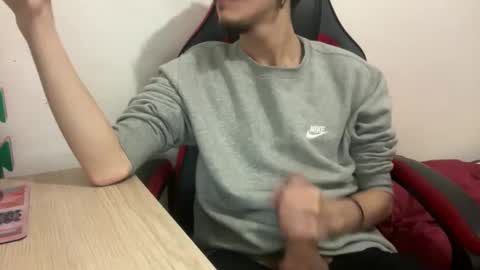 Snapshot of muupp69 chatting on 12-29-24, 12:55 muupp69 online show from 12-29-24, 12:55