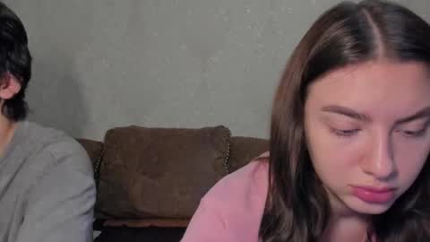 Snapshot of muuur_fam chatting on 09-11-25, 08:42 HEY online show from 09-11-25, 08:42