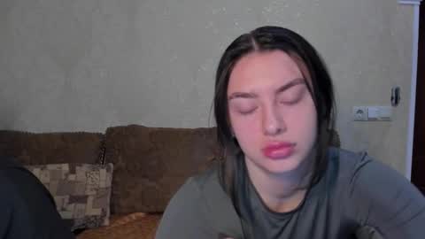 Snapshot of muuur_fam chatting on 09-14-25, 09:47 HEY online show from 09-14-25, 09:47