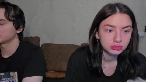 Snapshot of muuur_fam chatting on 09-18-25, 08:55 HEY online show from 09-18-25, 08:55