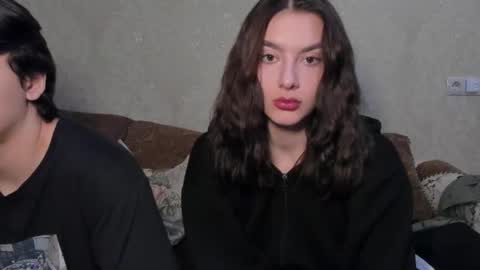 Snapshot of muuur_fam chatting on 10-07-25, 09:34 HEY online show from 10-07-25, 09:34