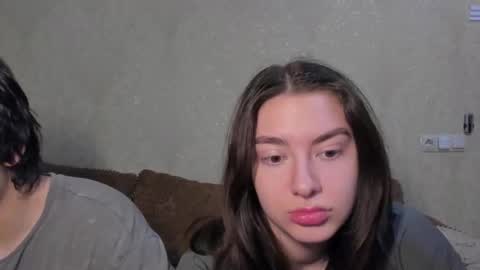 Snapshot of muuur_fam chatting on 10-21-25, 08:53 HEY online show from 10-21-25, 08:53