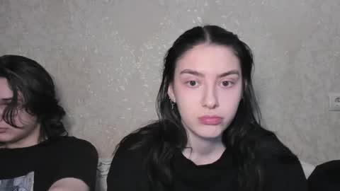 cute couple online show from 04-20-26, 06:09