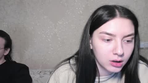 cute couple online show from 04-26-26, 07:11