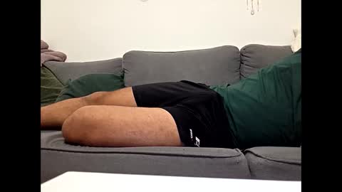 Snapshot of muybien68 chatting on 10-25-25, 11:32 Muybien online show from 10-25-25, 11:32