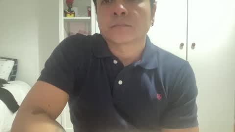 Snapshot of muycasual chatting on 02-08-25, 05:39 taurosboy online show from 02-08-25, 05:39