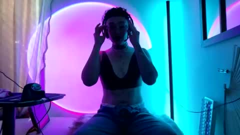 Snapshot of mx_anouk_divine chatting on 02-28-26, 12:33 Mx. Anouk Divine online show from 02-28-26, 12:33