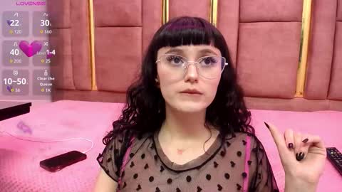 SOFIA online show from 09-25-25, 07:23