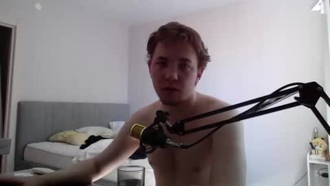 Snapshot of mxmplay chatting on 04-29-26, 09:13 alexplay online show from 04-29-26, 09:13
