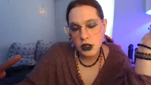 Snapshot of mxsissycharlotte chatting on 05-05-26, 07:11 Mx Charlotte online show from 05-05-26, 07:11