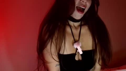 miss beauty coming 96 2300 online show from 03-12-26, 03:23