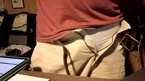 my_curiosity_ online show from 04-15-26, 02:51