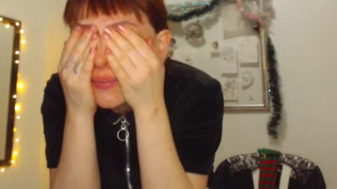 Snapshot of my_kind_of_love chatting on 12-10-24, 07:47 sara i know you love me xoxox online show from 12-10-24, 07:47