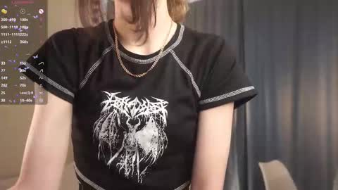 Molly online show from 10-16-25, 07:53