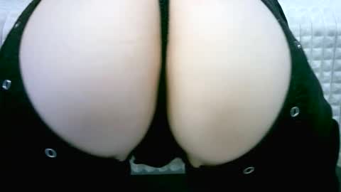 Snapshot of my_tightholes chatting on 12-03-24, 10:06 my_tightholes online show from 12-03-24, 10:06