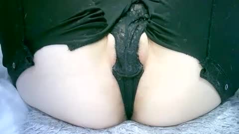 Snapshot of my_tightholes chatting on 02-24-25, 12:05 my_tightholes online show from 02-24-25, 12:05