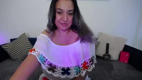 Mya online show from 11-21-25, 08:57