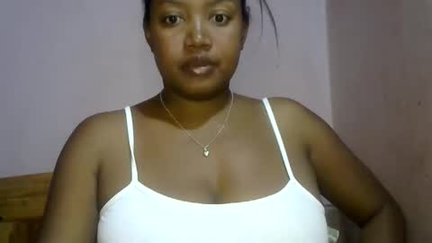 Snapshot of myahmaya chatting on 05-21-26, 10:33 myahmaya online show from 05-21-26, 10:33