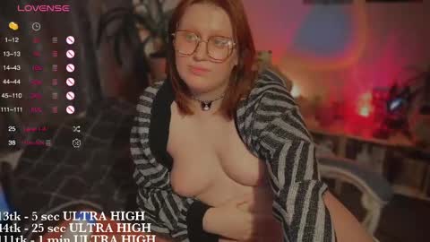 Kate online show from 02-22-25, 01:44