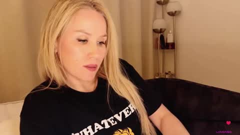 Mya-be Yours P online show from 10-31-25, 11:50