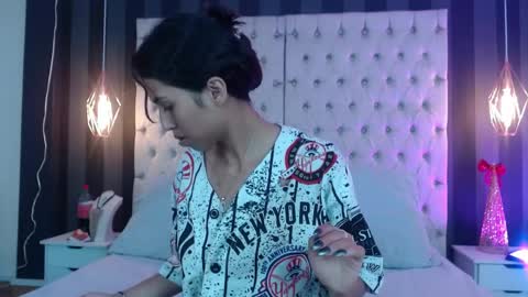    Mya   online show from 04-01-26, 06:49