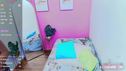 Snapshot of myblackdope_ chatting on 12-31-24, 06:35 Samanta online show from 12-31-24, 06:35