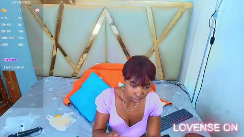 Snapshot of myblackdope_ chatting on 01-13-25, 01:06 Samanta online show from 01-13-25, 01:06