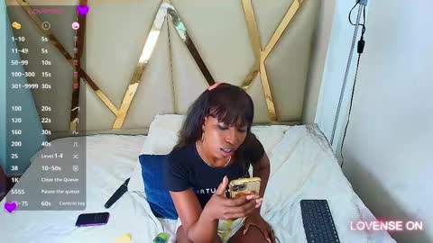 Snapshot of myblackdope_ chatting on 03-06-25, 01:24 Samanta online show from 03-06-25, 01:24
