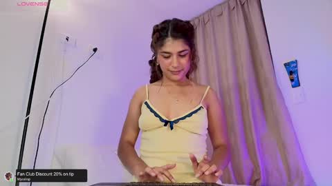 Snapshot of mycaliope chatting on 02-16-25, 04:20 Caliope online show from 02-16-25, 04:20