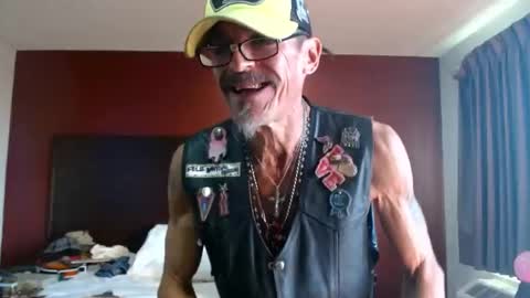 LA MARIPOSA DE MARICOPA online show from 12-16-25, 03:17