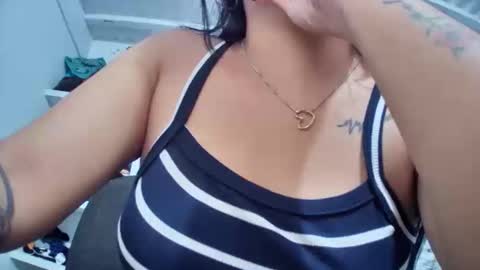 Snapshot of myhoney_hot chatting on 01-04-25, 02:46 myhoney_hot online show from 01-04-25, 02:46