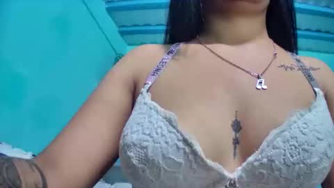 Snapshot of myhoney_hot chatting on 11-18-25, 01:55 myhoney_hot online show from 11-18-25, 01:55