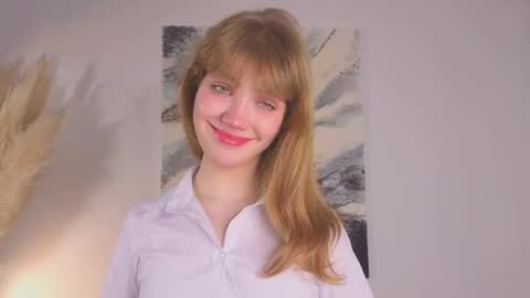 Snapshot of myismira chatting on 10-21-25, 04:13 Mira online show from 10-21-25, 04:13