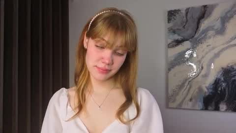 Snapshot of myismira chatting on 11-27-25, 04:03 Mira online show from 11-27-25, 04:03