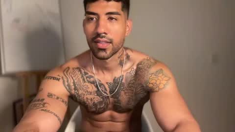 Myke esthetic online show from 02-01-25, 07:26