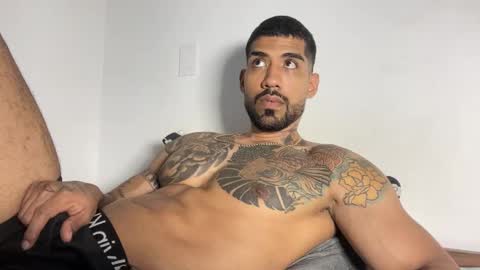 Myke esthetic online show from 10-15-25, 05:51