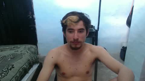 Snapshot of myke_xxx chatting on 12-02-24, 07:38 mike online show from 12-02-24, 07:38