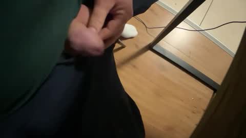 Snapshot of mykytoy chatting on 01-26-25, 10:13 mykytoy online show from 01-26-25, 10:13