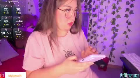 Snapshot of myla_mayfield chatting on 09-13-25, 11:43 Myla  online show from 09-13-25, 11:43
